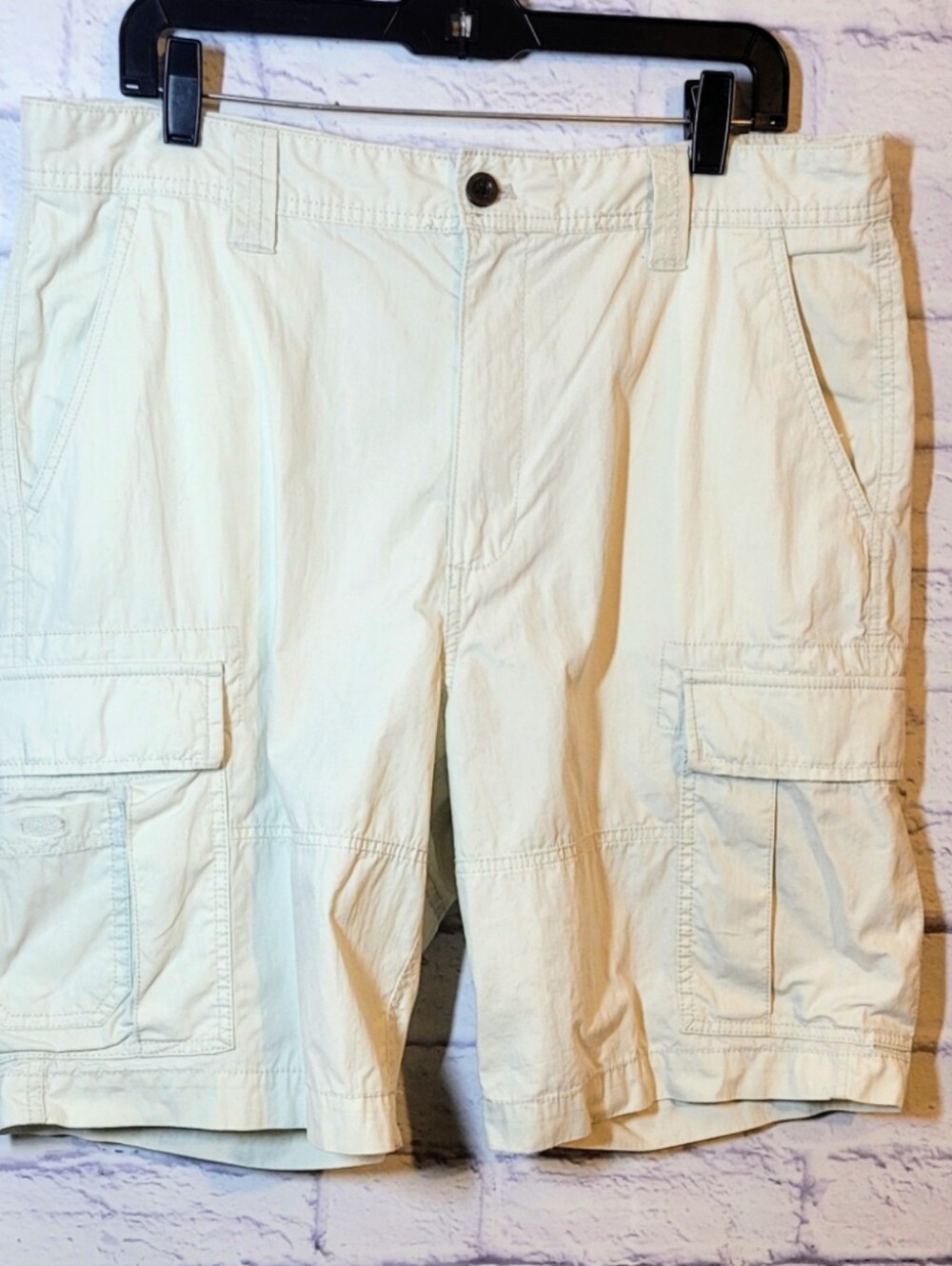 Men's Chaps Cargo Utility Shorts Beige Size 36 Outdoors Hiking Vacation Summer